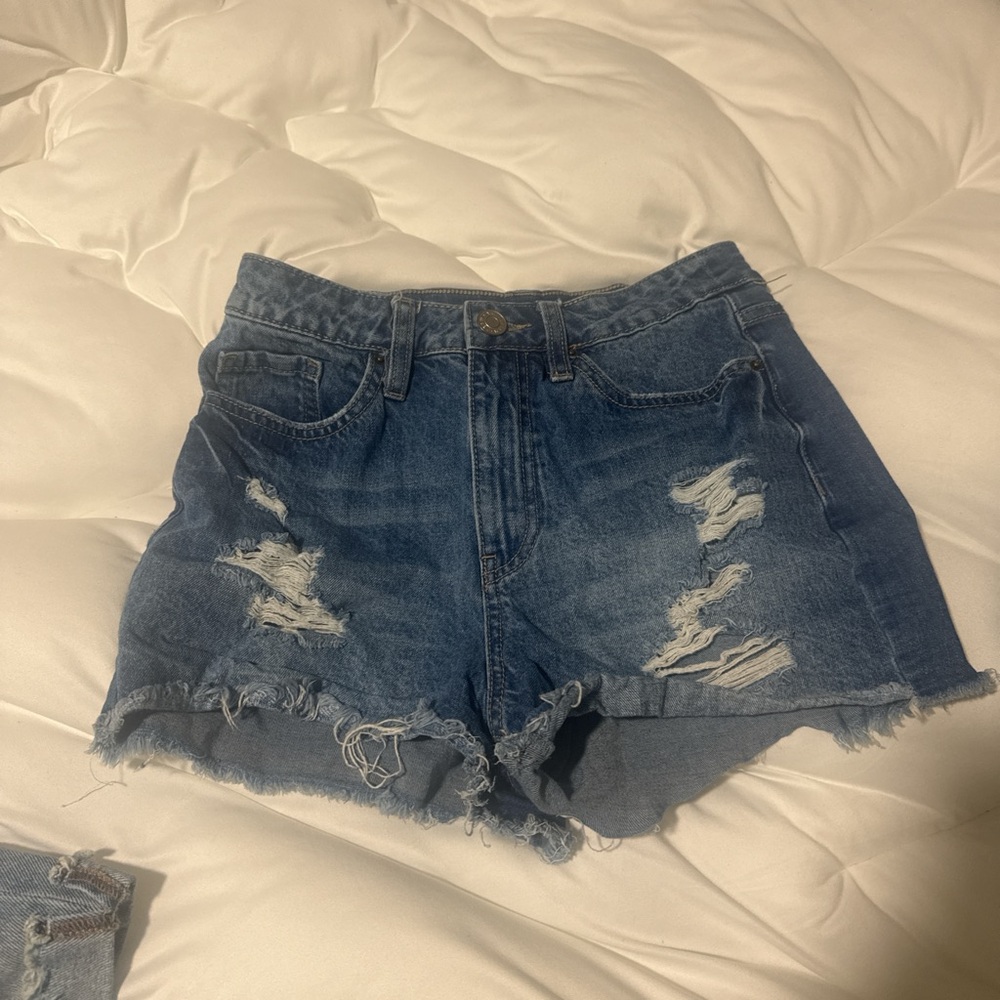 YMI Dream Jean High-waisted blue denim shorts